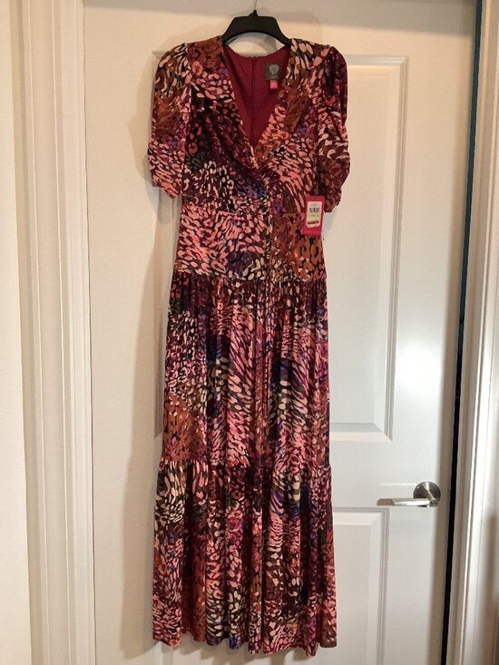 Vince Camuto Dresses & Skirts - NWT- Vince Camuto Maxi Dress, Size 4, Perfect Summer Style